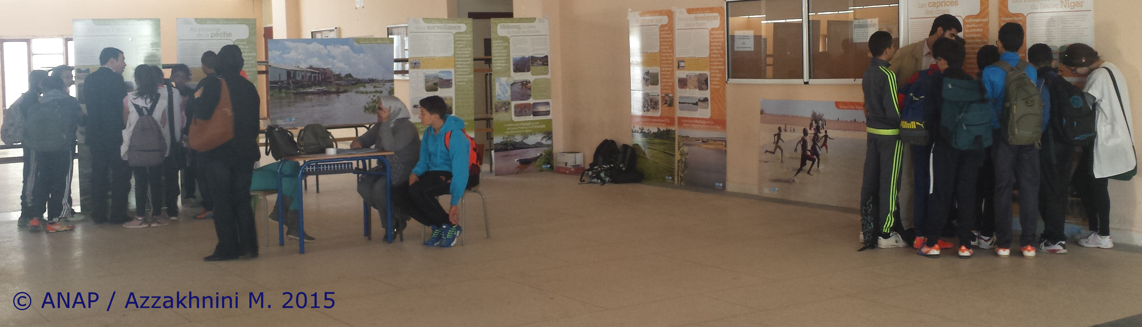 Exposition et visite des scolaires : E. Benali